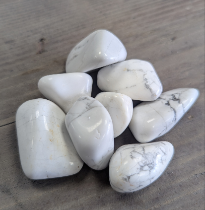 Medium African Tumble Stone - White Howlite - Magnesite